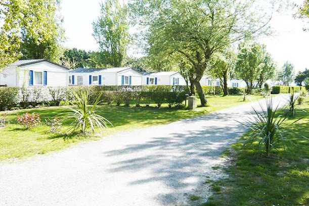 Domaine Mon Calme - Camping & Appart Hotel à Piriac-sur-Mer