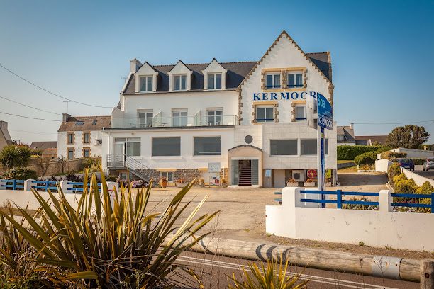 Kermoor Hotel-Restaurant à Plogoff