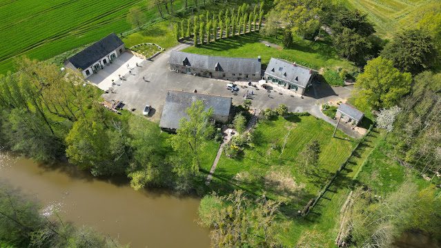 La grange de l'epine à Forges-la-Foret