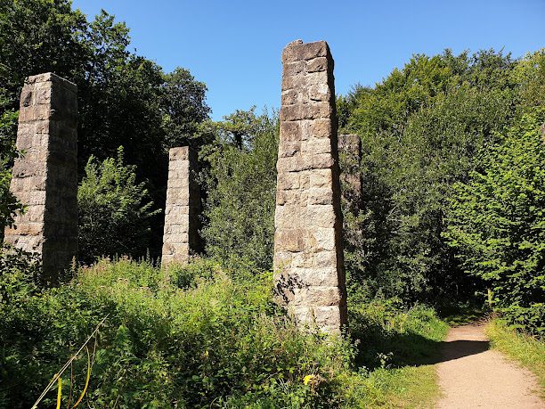 Les Piliers de la Vallee des Traouiero à Perros-Guirec