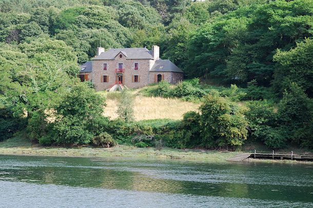 Maison de l'Estuaire à Plourivo