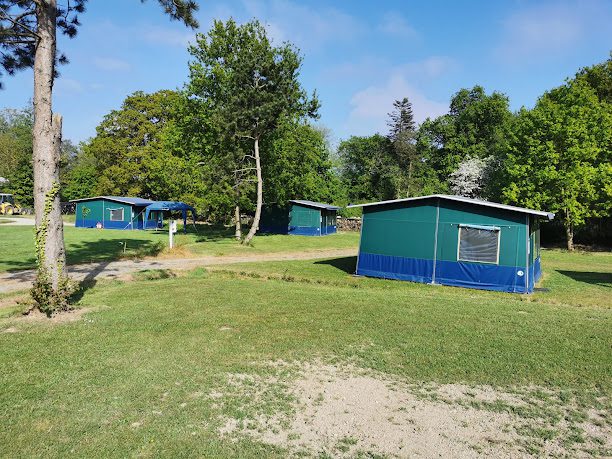 camping naturiste de la Bonnaie à Henansal