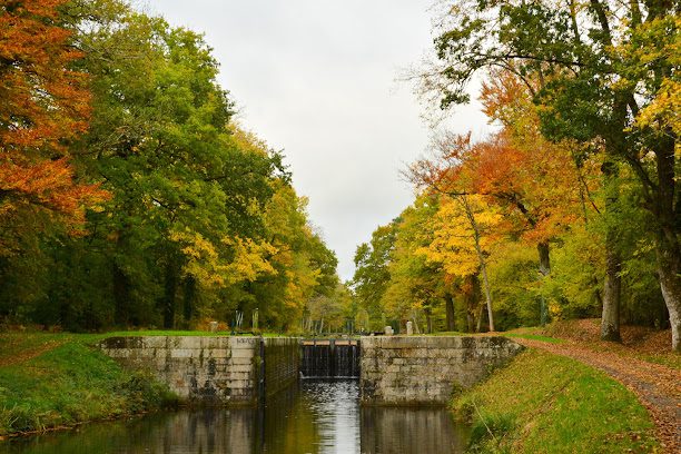 canal nantes a brest à Pontivy